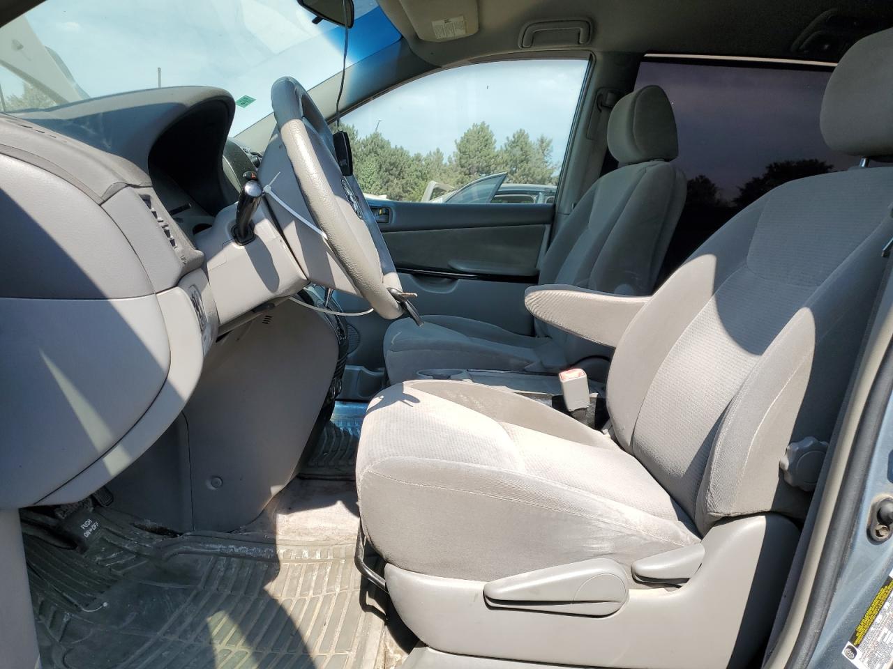 2005 Toyota Sienna Ce VIN: 5TDZA23C75S286827 Lot: 71127395