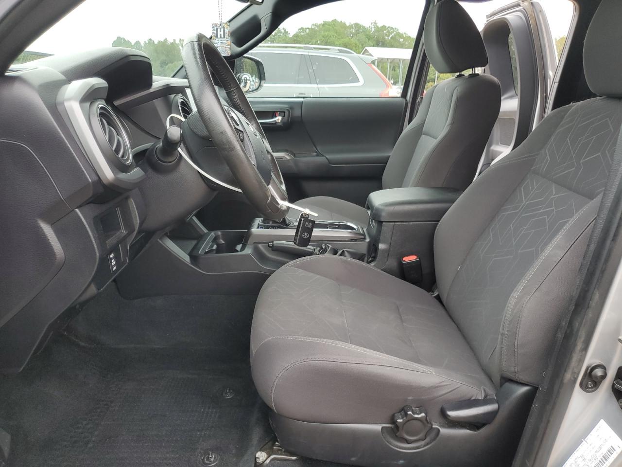 2017 Toyota Tacoma Access Cab VIN: 5TFSZ5AN5HX075172 Lot: 71585535