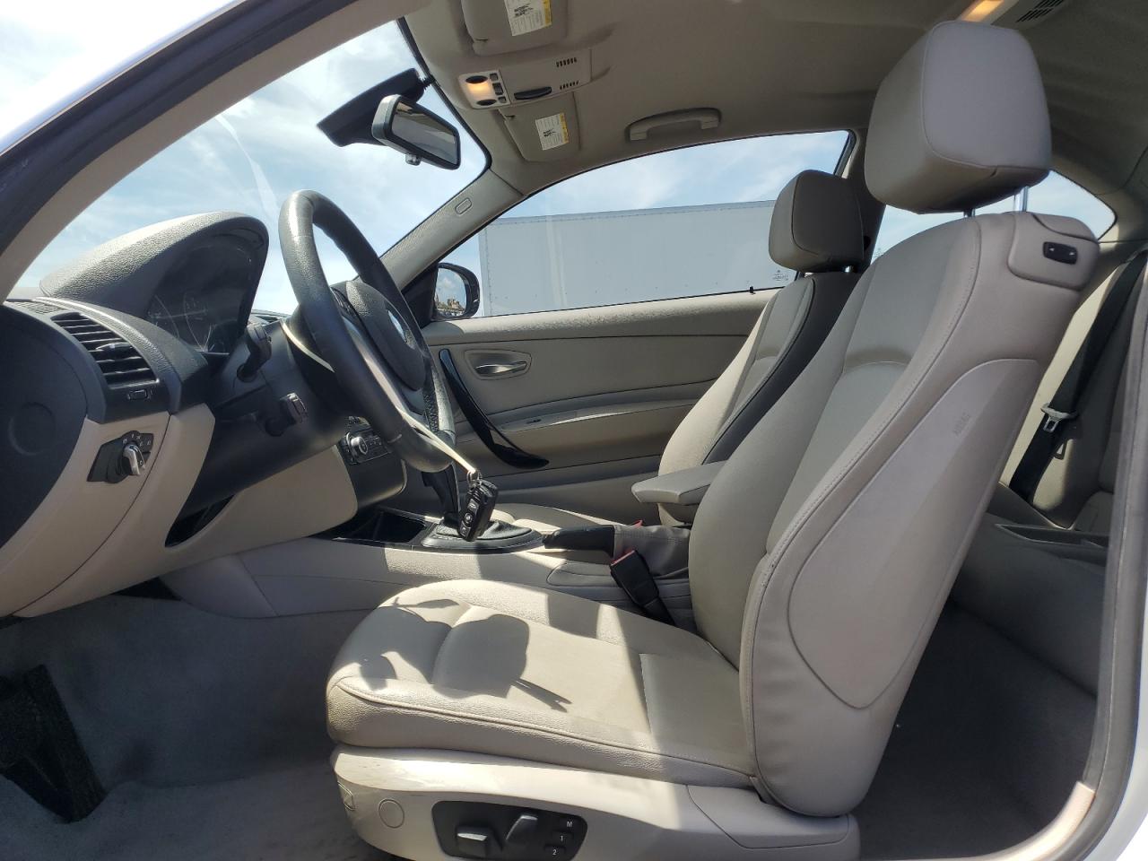 Фото: WBAUP7C56CVP23790