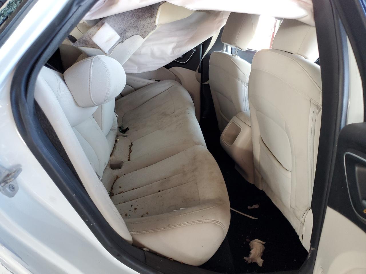 2015 Chrysler 200 Limited VIN: 1C3CCCABXFN695125 Lot: 81072455