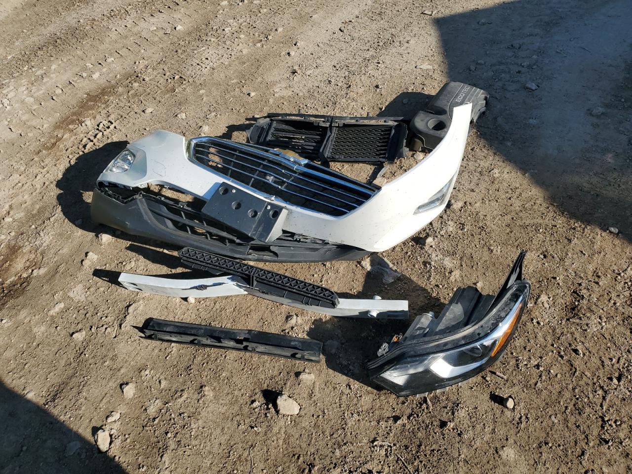 2020 Chevrolet Equinox Premier VIN: 3GNAXXEV7LS590246 Lot: 83861115