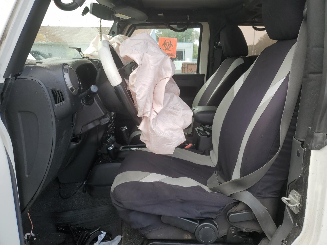 2015 Jeep Wrangler Sport VIN: 1C4AJWAG0FL663091 Lot: 81737785