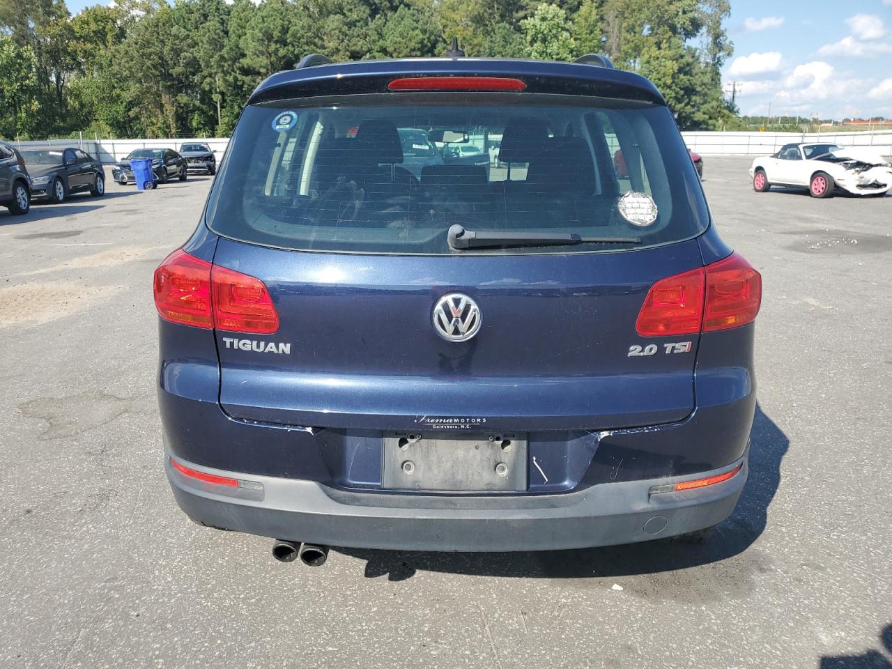 2015 Volkswagen Tiguan S VIN: WVGAV7AX4FW612052 Lot: 81745825