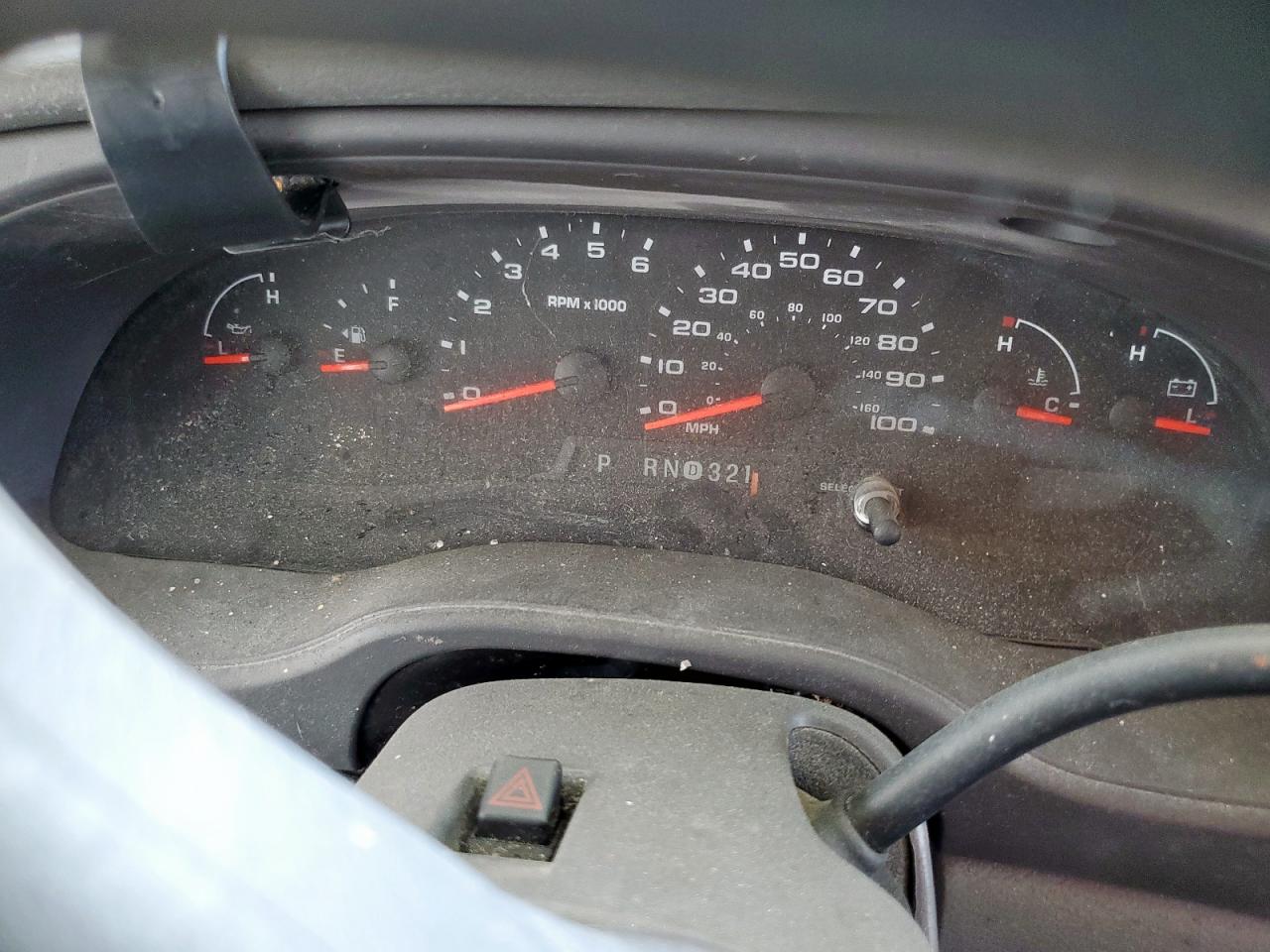 2005 Ford Econoline E450 Super Duty Cutaway Van VIN: 1FDXE45S35HA32267 Lot: 84275465