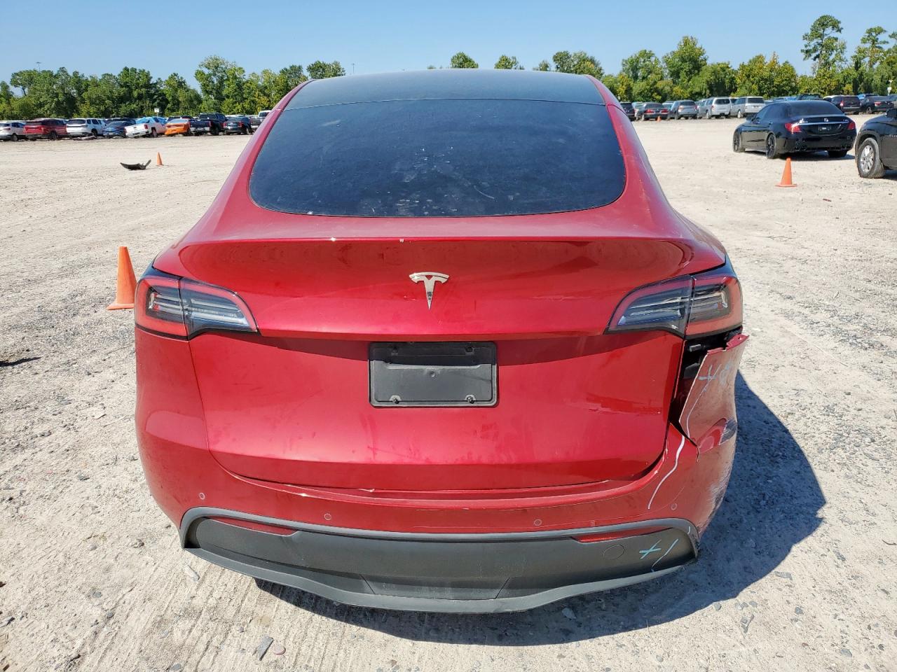 2021 Tesla Model Y VIN: 5YJYGDED5MF118330 Lot: 84453915