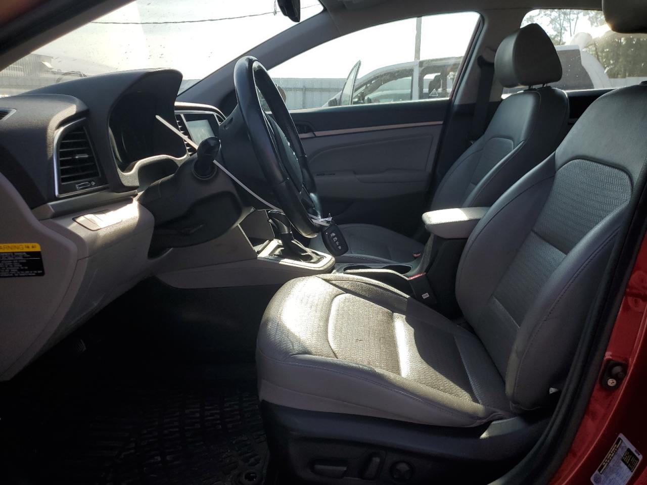 2017 Hyundai Elantra Se VIN: KMHD84LF6HU281058 Lot: 81494315