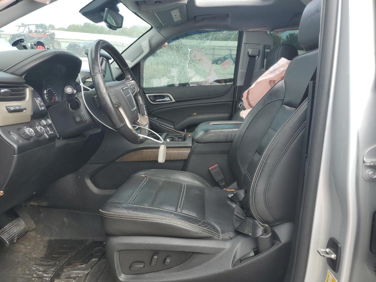 2018 GMC Yukon Xl Denali VIN: 1GKS2HKJ4JR104564 Lot: 84879265