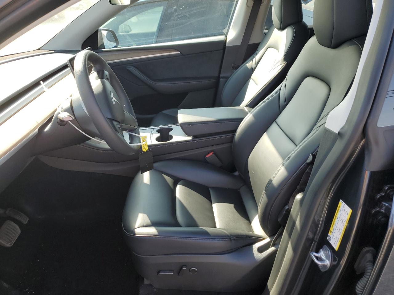 2024 Tesla Model Y VIN: 7SAYGDEE3RA222881 Lot: 80351395