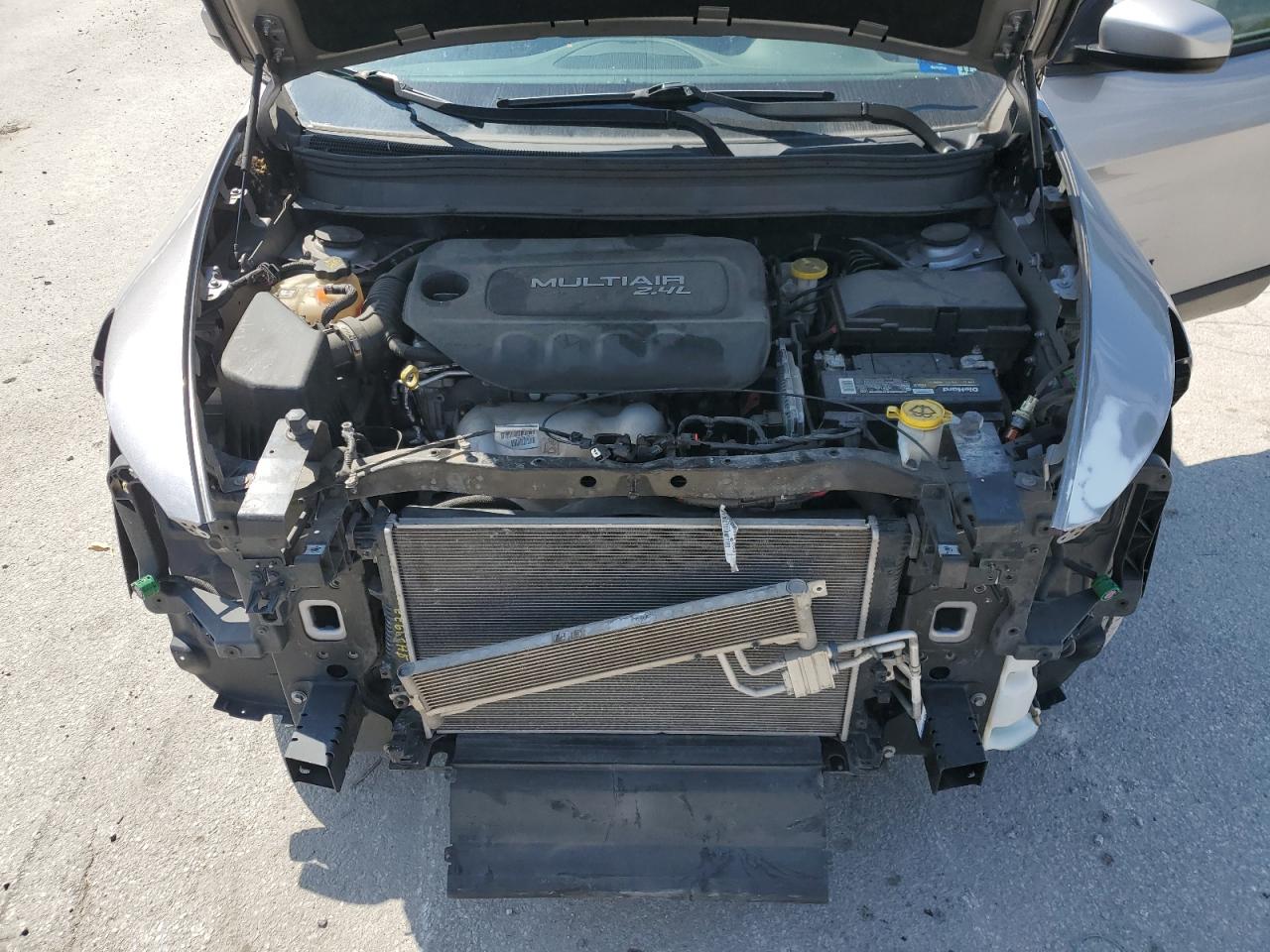 2018 Jeep Cherokee Latitude VIN: 1C4PJMCB4JD561277 Lot: 80540775