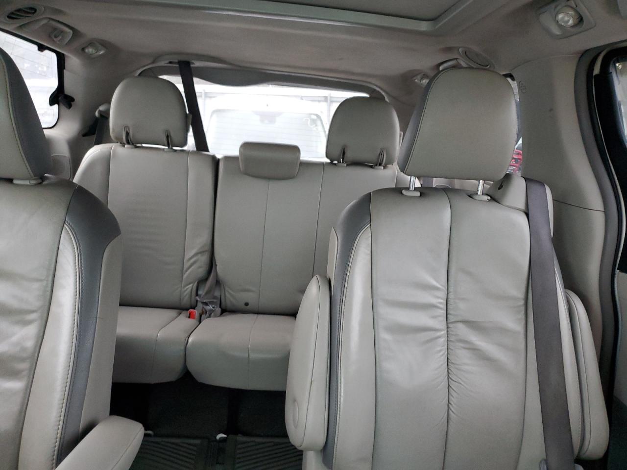 2011 Toyota Sienna Xle VIN: 5TDDK3DC6BS013515 Lot: 84168845