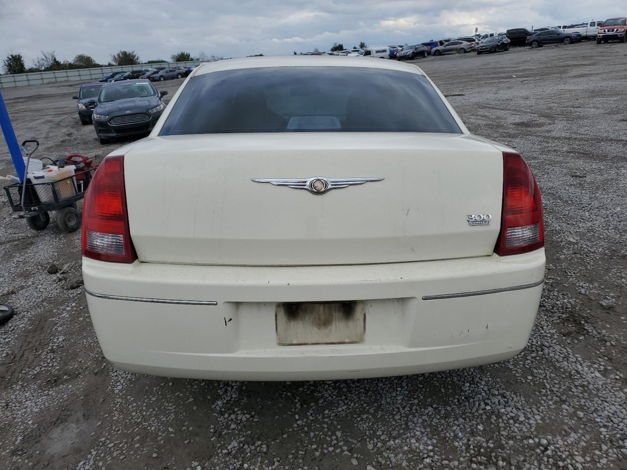 2005 Chrysler 300 Touring VIN: 2C3JA53G35H686047 Lot: 83972555