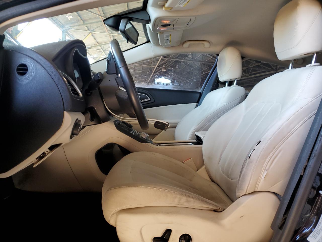 2015 Chrysler 200 Limited VIN: 1C3CCCAB9FN527993 Lot: 81873735