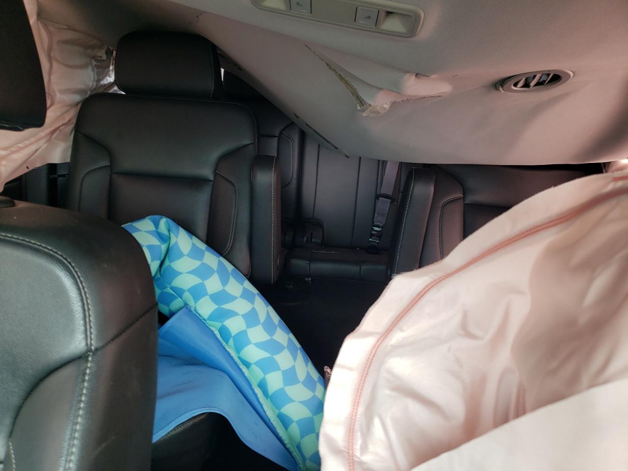 2017 Chevrolet Suburban K1500 Lt VIN: 1GNSKHKC7HR393745 Lot: 71852755