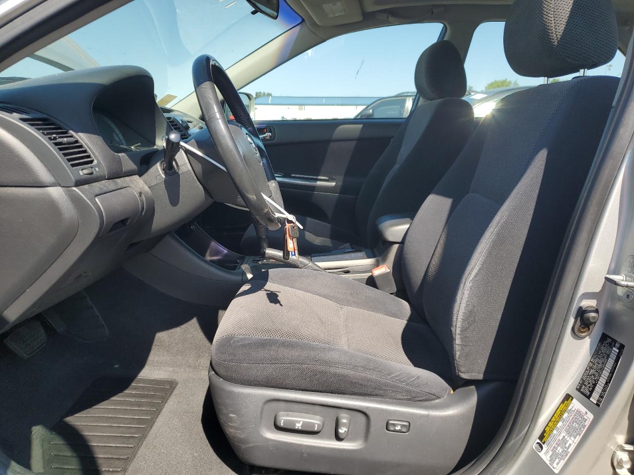 2004 Toyota Camry Le VIN: 4T1BE32K54U868080 Lot: 80031425