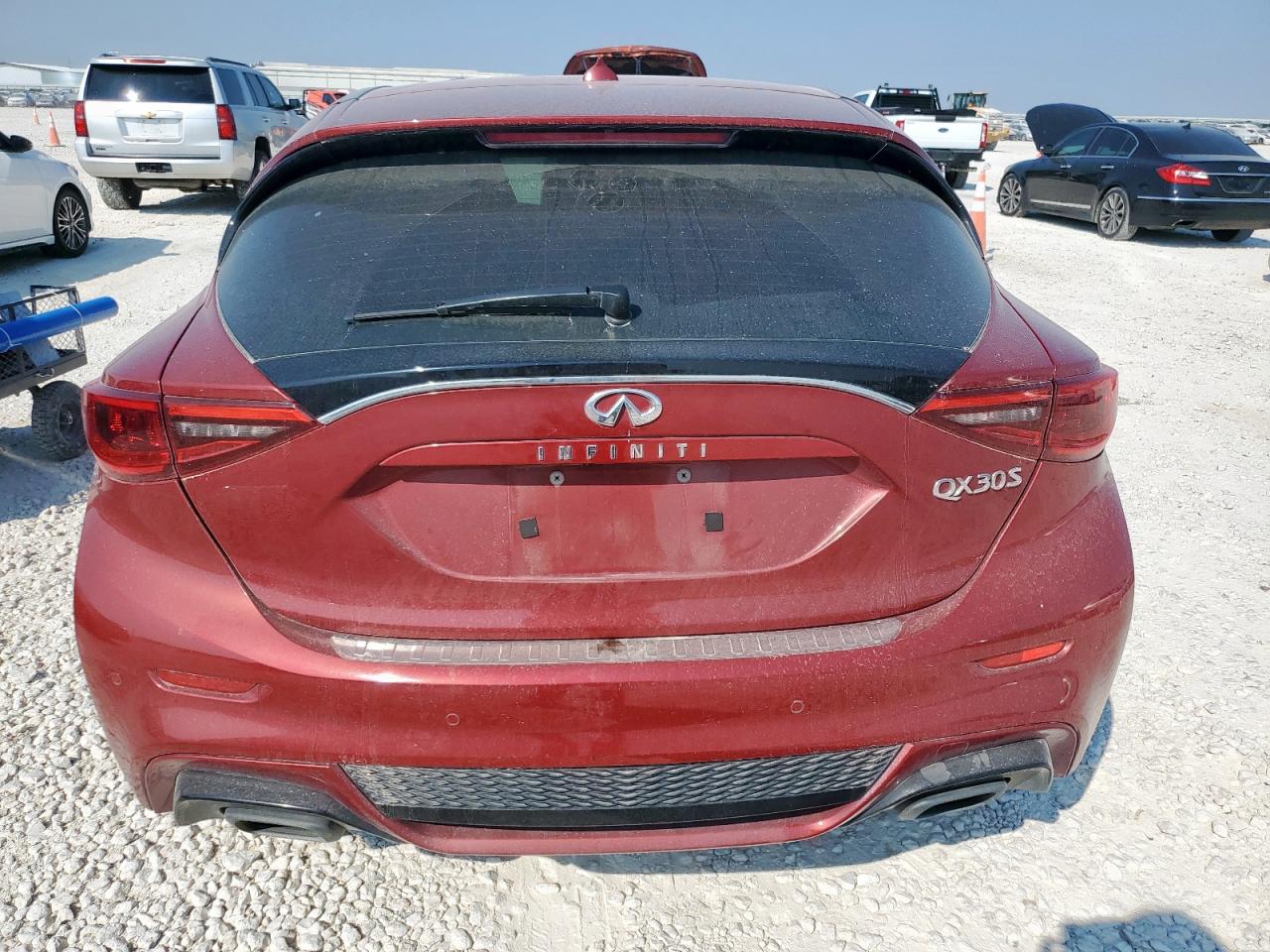 2018 Infiniti Qx30 Base VIN: SJKCH5CP7JA046610 Lot: 81071975