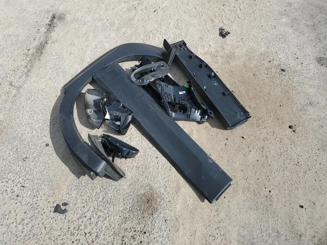 2025 Mazda Cx-50 Premium VIN: 7MMVABDM2SN318400 Lot: 81229115