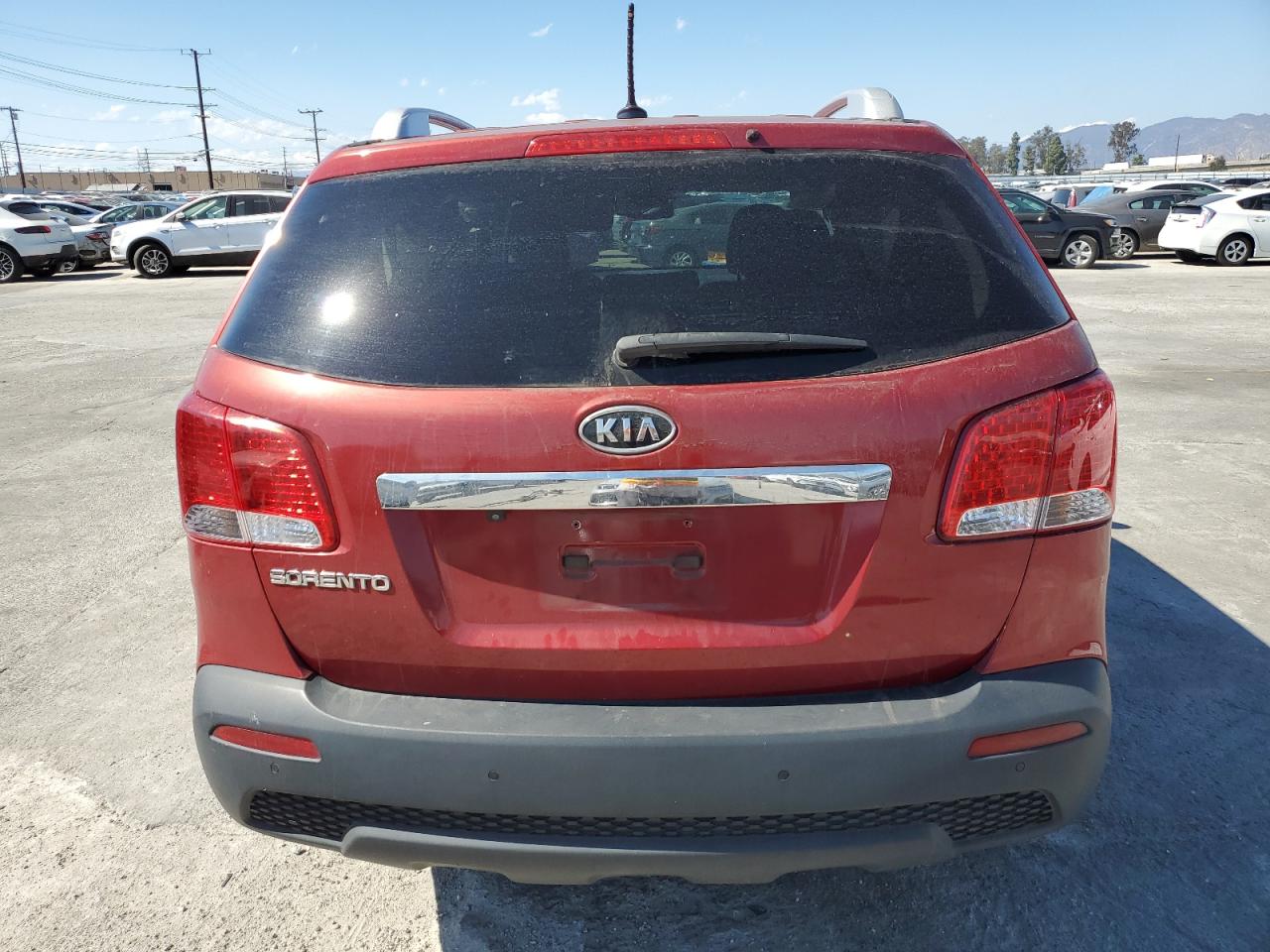 2011 Kia Sorento Base VIN: 5XYKT3A17BG081035 Lot: 81802205