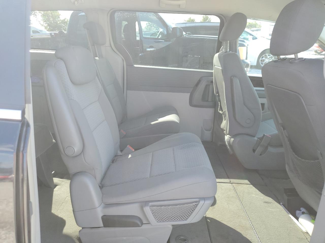 2010 Chrysler Town & Country Touring VIN: 2A4RR5D10AR102798 Lot: 71243445