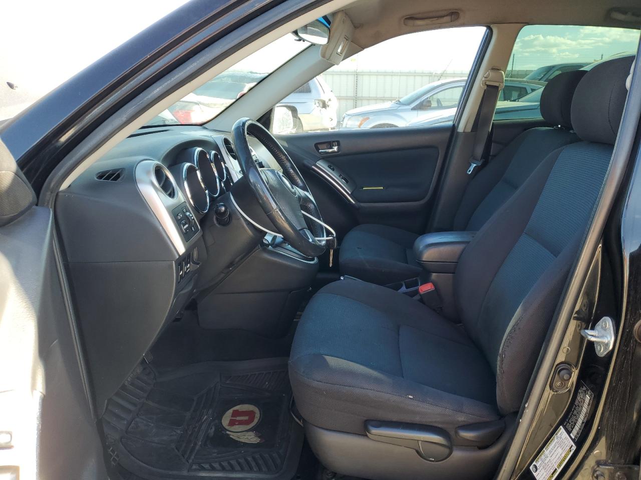 2005 Toyota Corolla Matrix Xr VIN: 2T1KR32E15C371481 Lot: 81576755