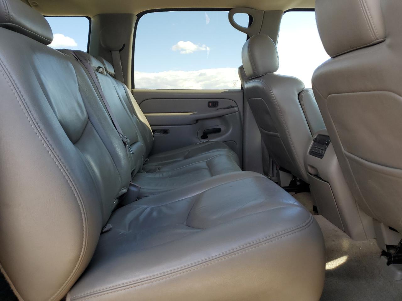 2005 GMC Yukon Xl K1500 VIN: 3GKFK16Z05G177655 Lot: 81078975