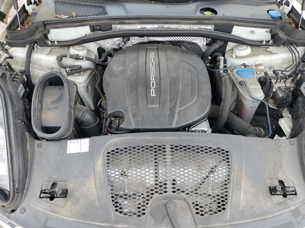 2018 Porsche Macan VIN: WP1AA2A51JLB16703 Lot: 84586465