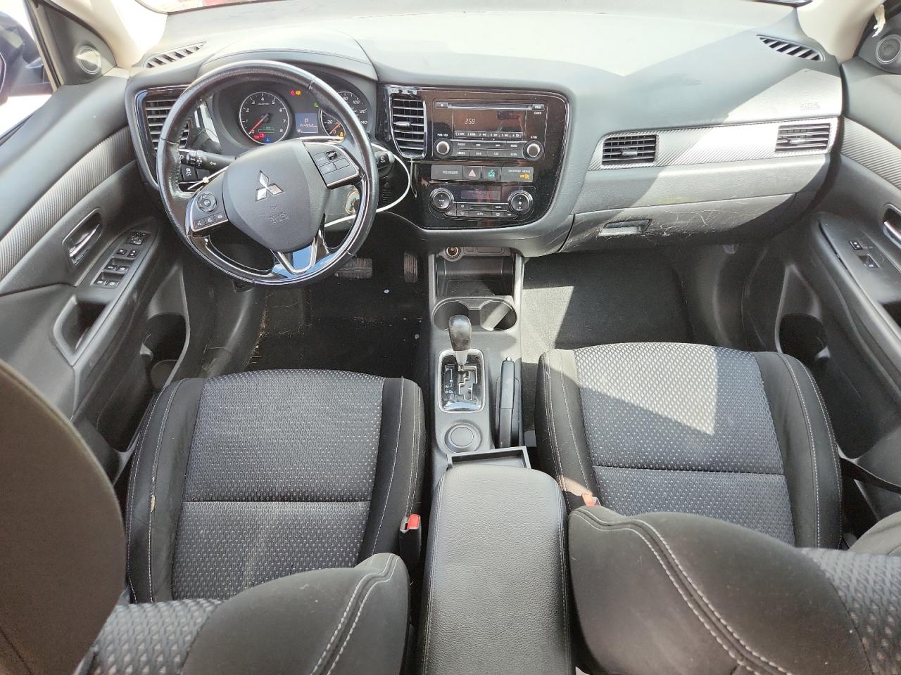 2016 Mitsubishi Outlander Es VIN: JA4AD2A3XGZ015263 Lot: 71447335