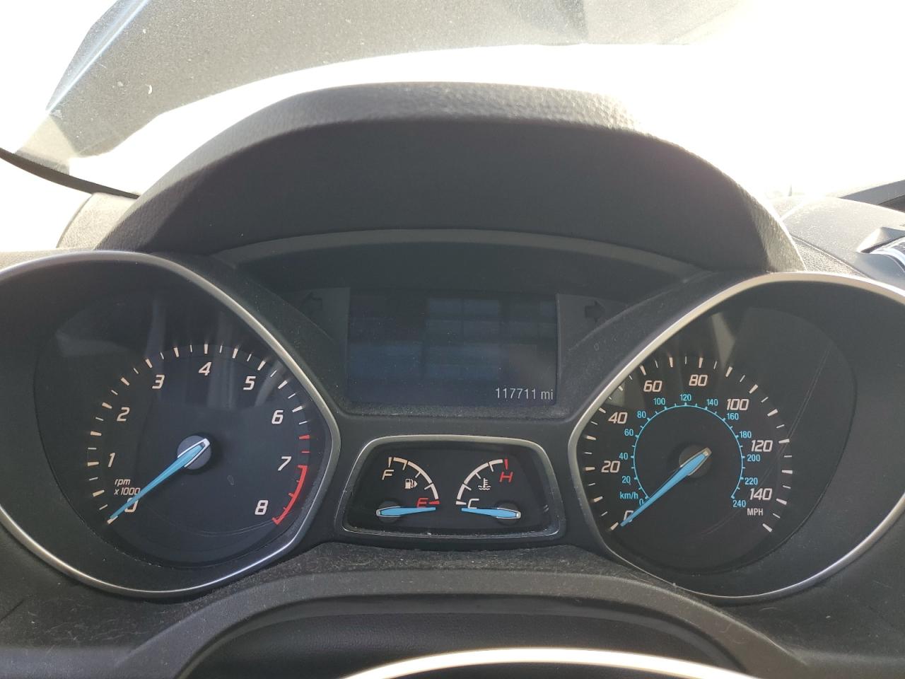 2015 Ford Escape Se VIN: 1FMCU0GXXFUB31826 Lot: 81472385