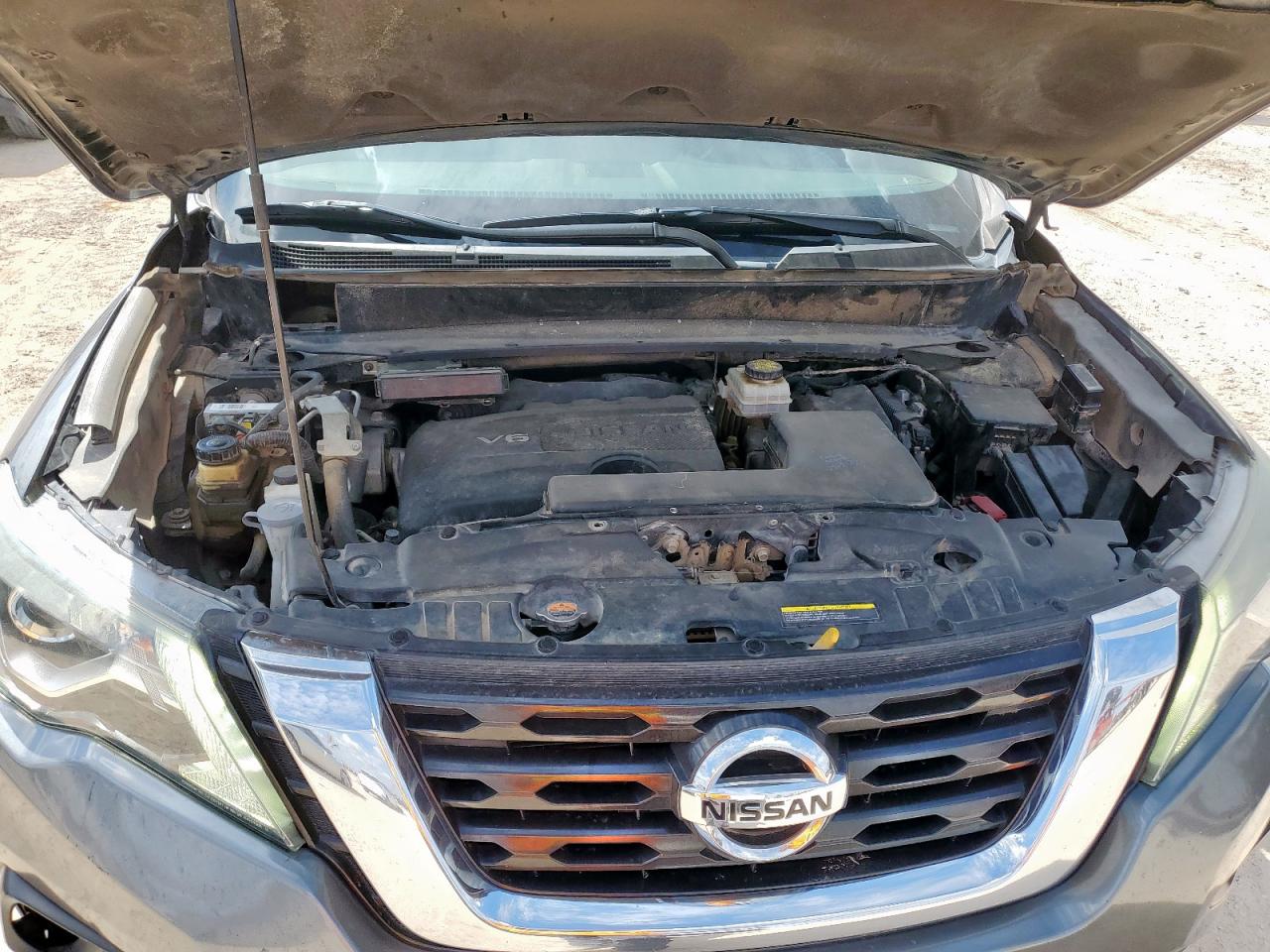 2018 Nissan Pathfinder S VIN: 5N1DR2MN9JC617188 Lot: 81661675