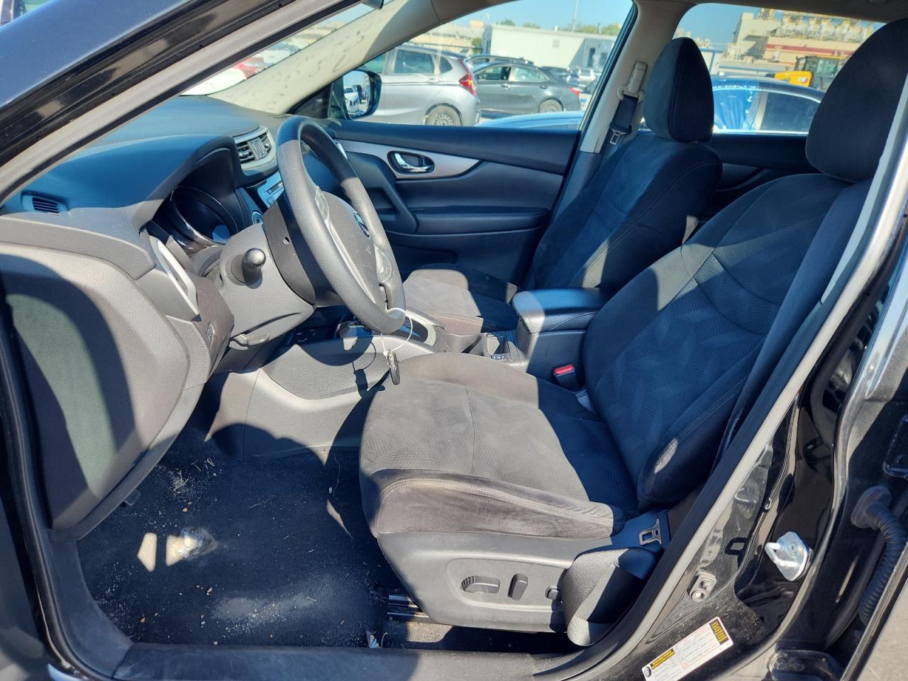 2016 Nissan Rogue S VIN: 5N1AT2MT2GC860658 Lot: 84041035