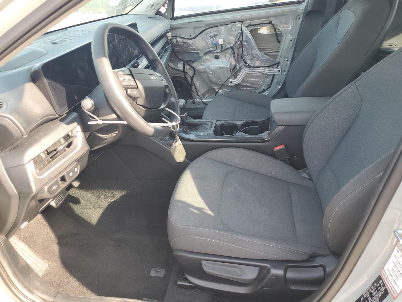2025 Kia K4 Lx VIN: 3KPFT4DE5SE068433 Lot: 80204095