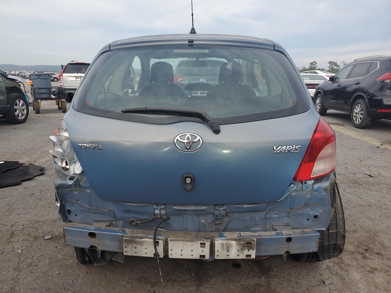 2008 Toyota Yaris VIN: JTDJT923985169469 Lot: 80679195