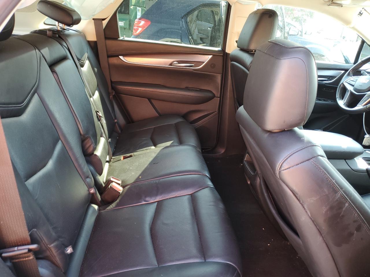 2018 Cadillac Xt5 Luxury VIN: 1GYKNCRS2JZ173168 Lot: 81270875