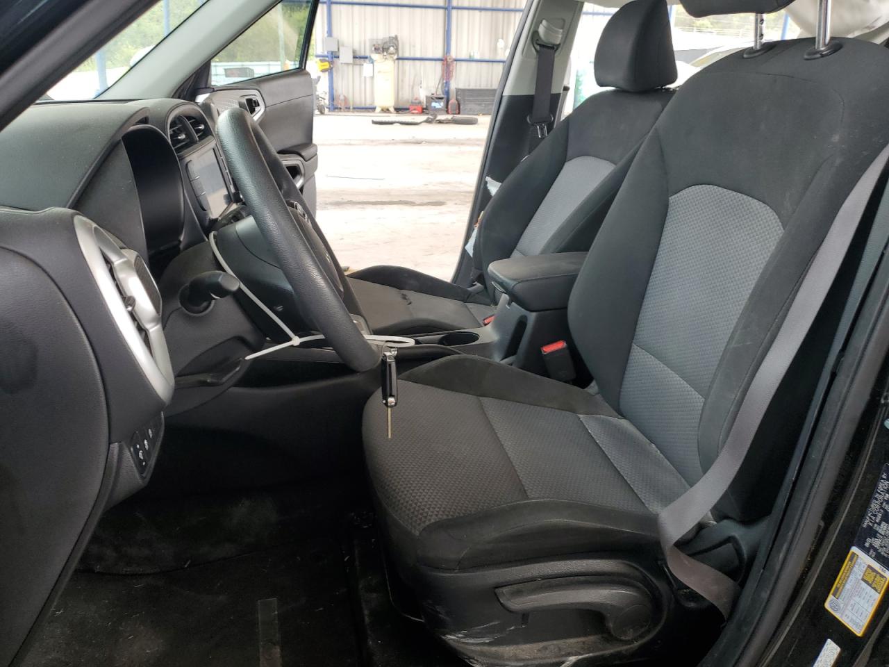 2024 Kia Soul Lx VIN: KNDJ23AU8R7901896 Lot: 81390575