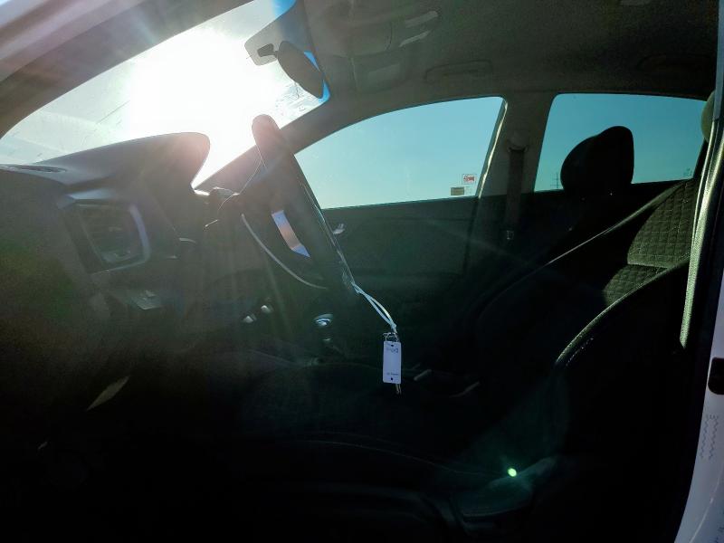  KIA RIO 2019 Белы