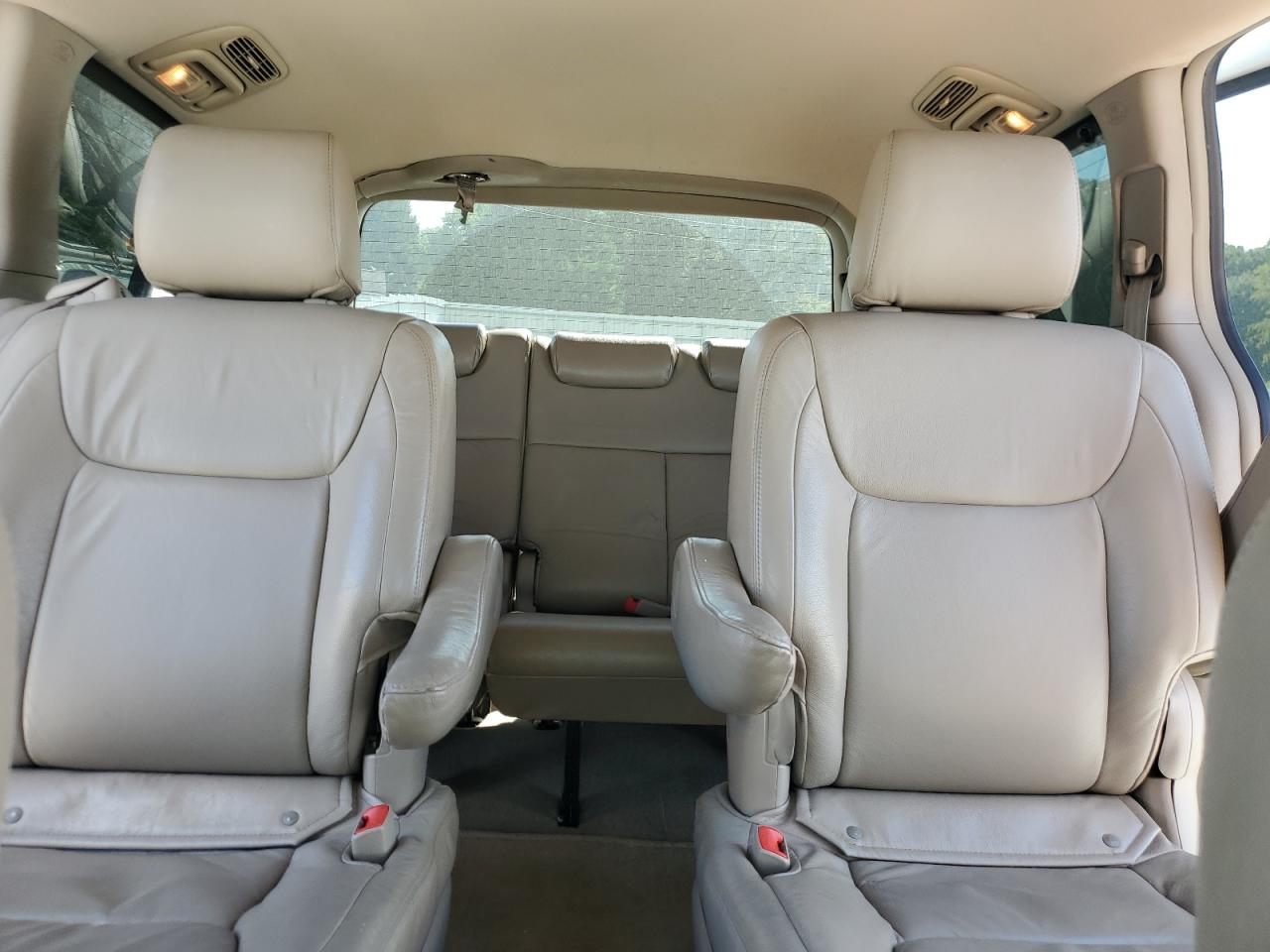 2005 Toyota Sienna Xle VIN: 5TDZA22C95S303676 Lot: 81370555