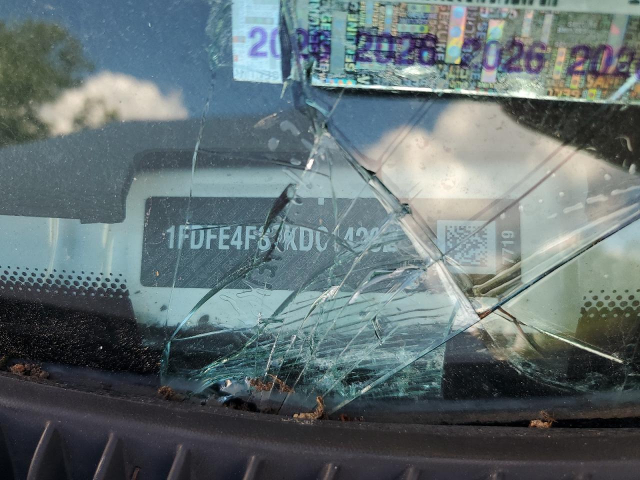 2019 Ford Econoline E450 Super Duty Cutaway Van VIN: 1FDFE4FS7KDC14292 Lot: 67604035