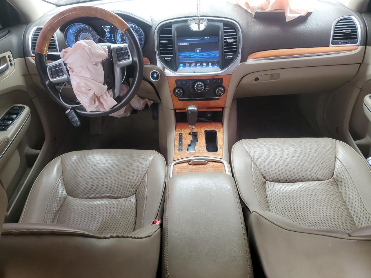2013 Chrysler 300C VIN: 2C3CCAET6DH632388 Lot: 84001455