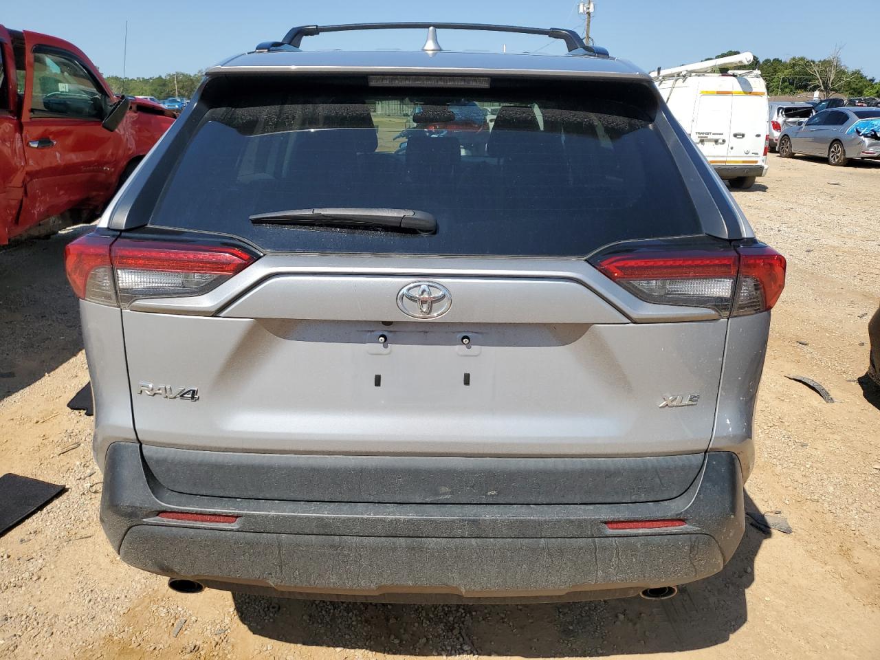 2020 Toyota Rav4 Xle Premium VIN: 2T3C1RFV3LW099740 Lot: 70883615