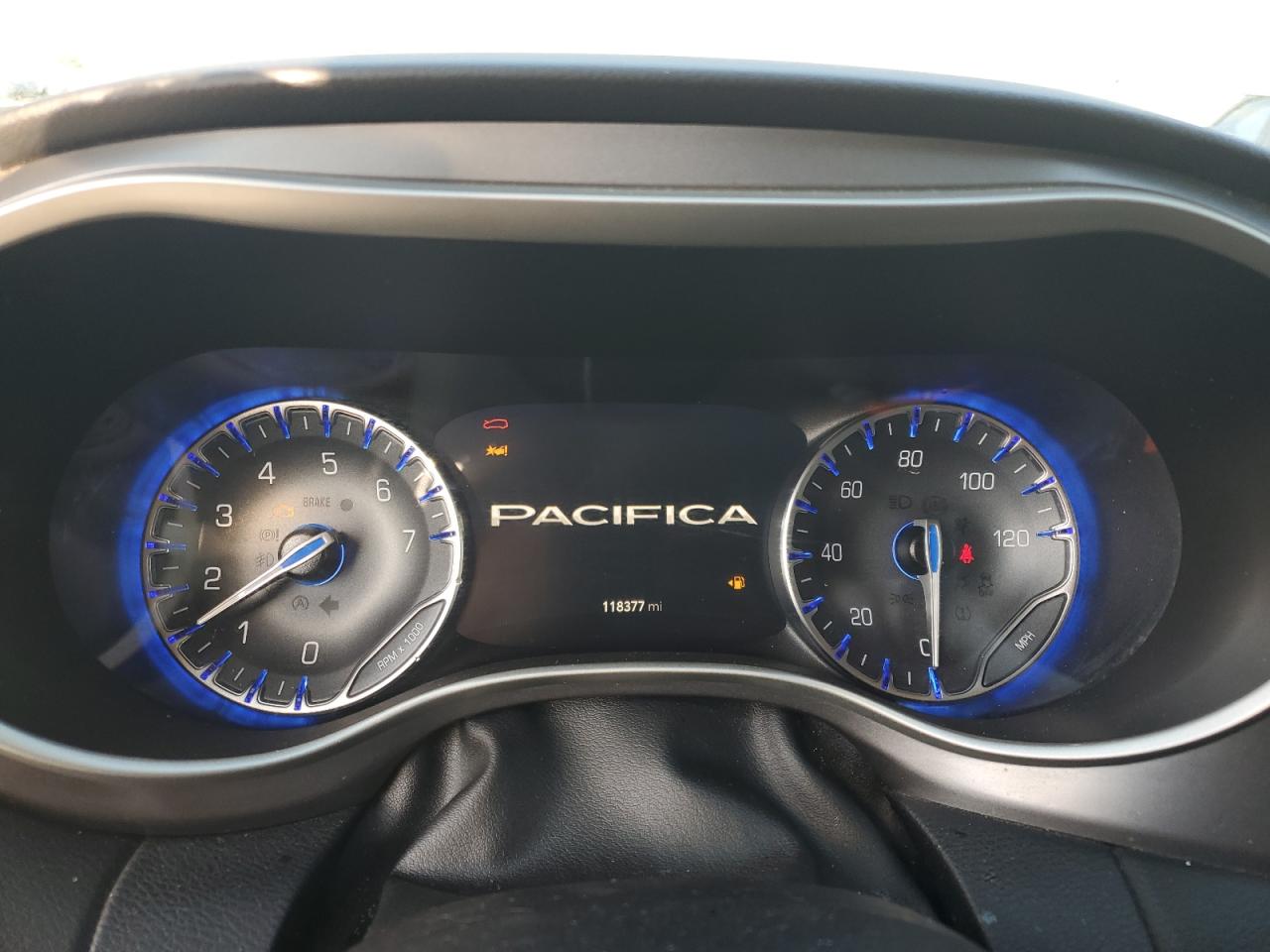 2022 Chrysler Pacifica Touring L VIN: 2C4RC1BG7NR136802 Lot: 72022695