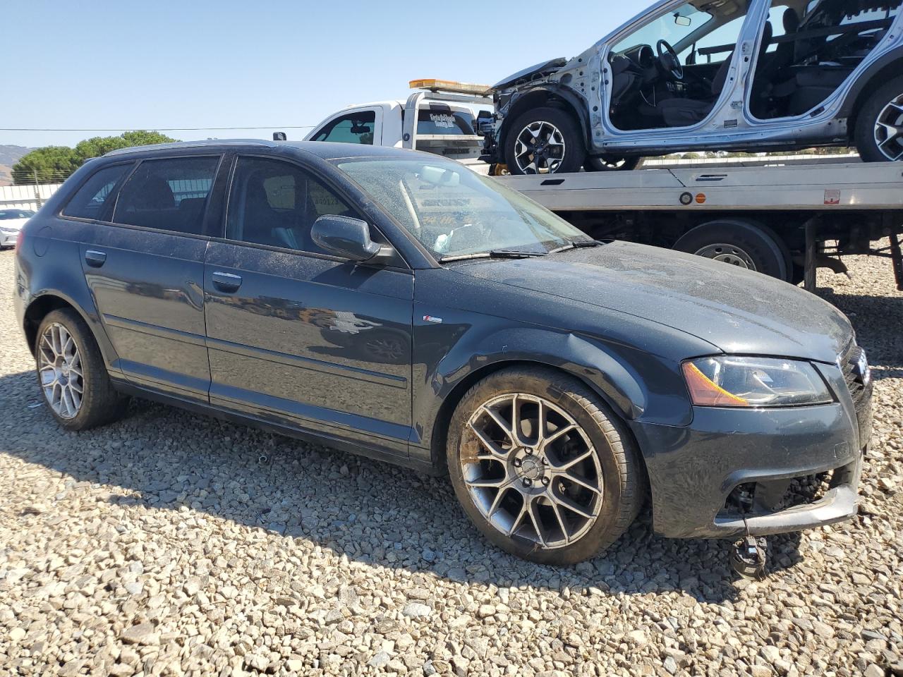 Фото: WAUKJAFM2CA011261