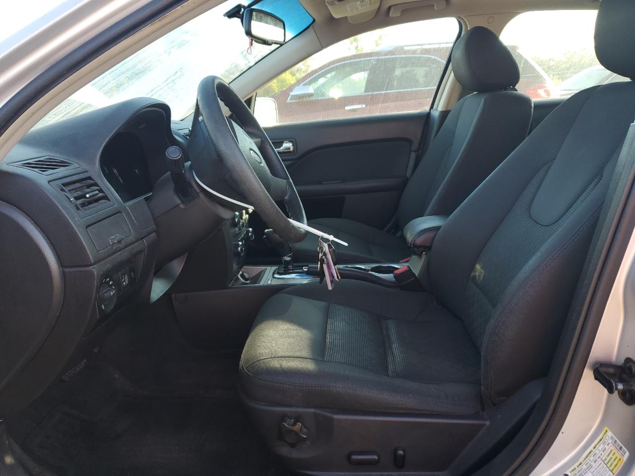 2011 Ford Fusion Se VIN: 3FAHP0HA6BR210994 Lot: 84192095