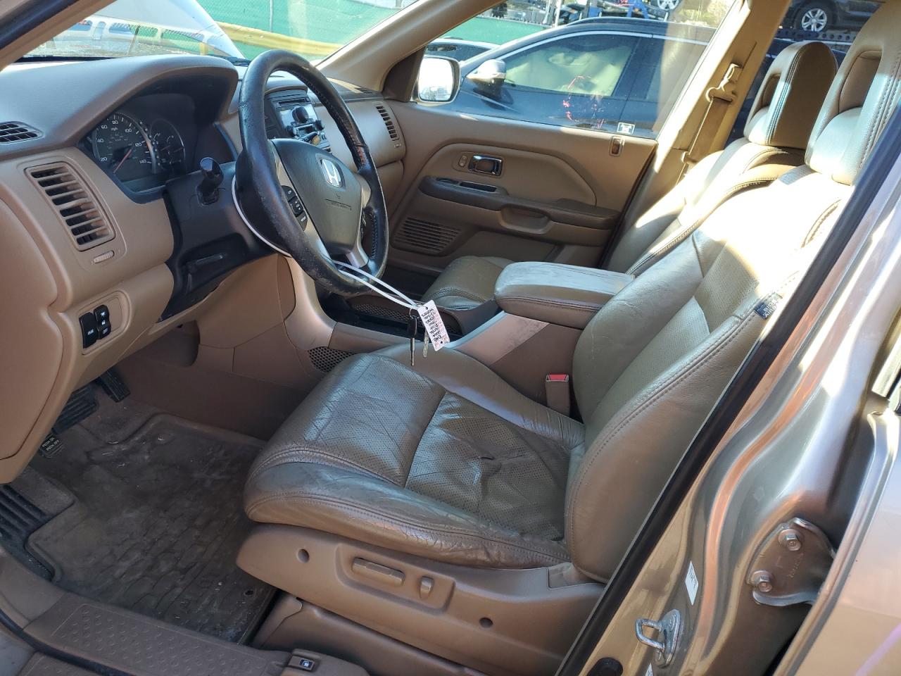 2004 Honda Pilot Exl VIN: 2HKYF186X4H531506 Lot: 83993175