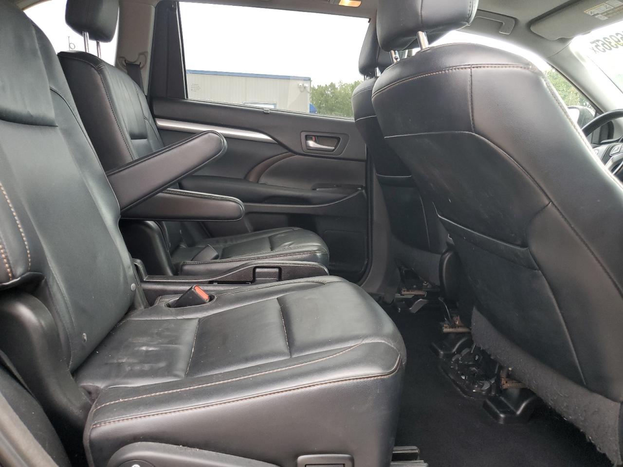 2015 Toyota Highlander Xle VIN: 5TDJKRFH3FS082151 Lot: 71469365