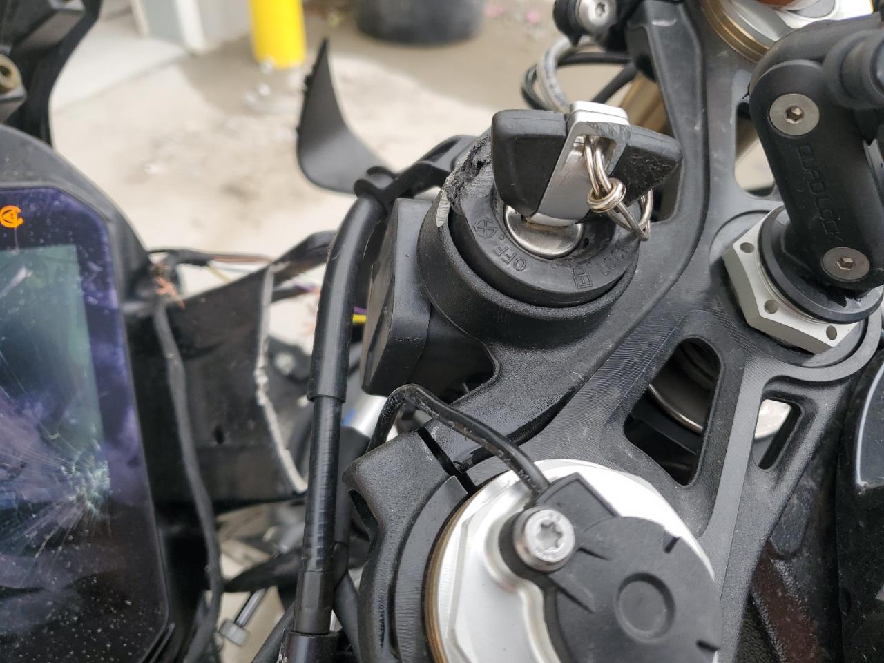 2022 BMW S 1000 Rr VIN: WB10E230XN6F67216 Lot: 71090185