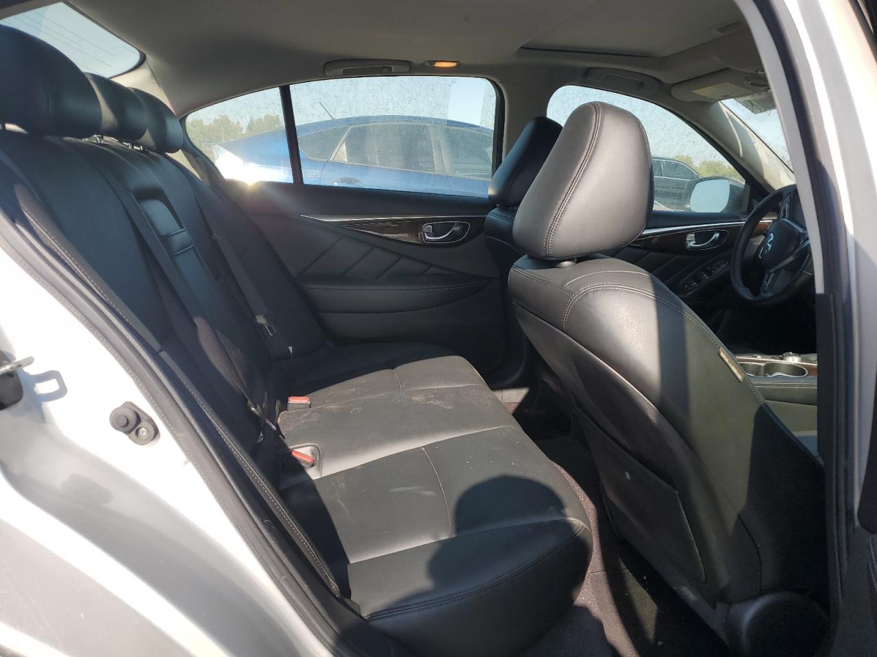 2018 Infiniti Q50 Luxe VIN: JN1EV7AR2JM436259 Lot: 70940415