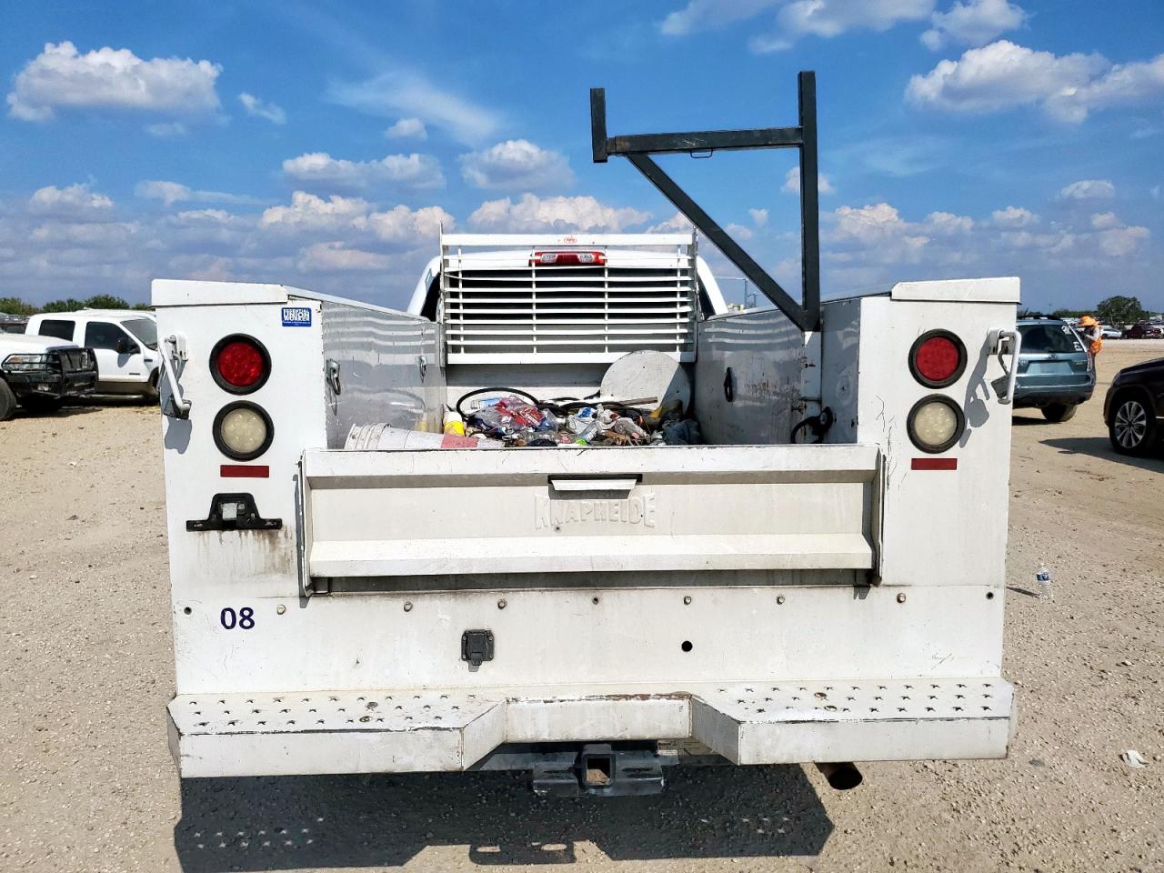 2015 Chevrolet Silverado C2500 Heavy Duty VIN: 1GB0CUEGXFZ519862 Lot: 81195305