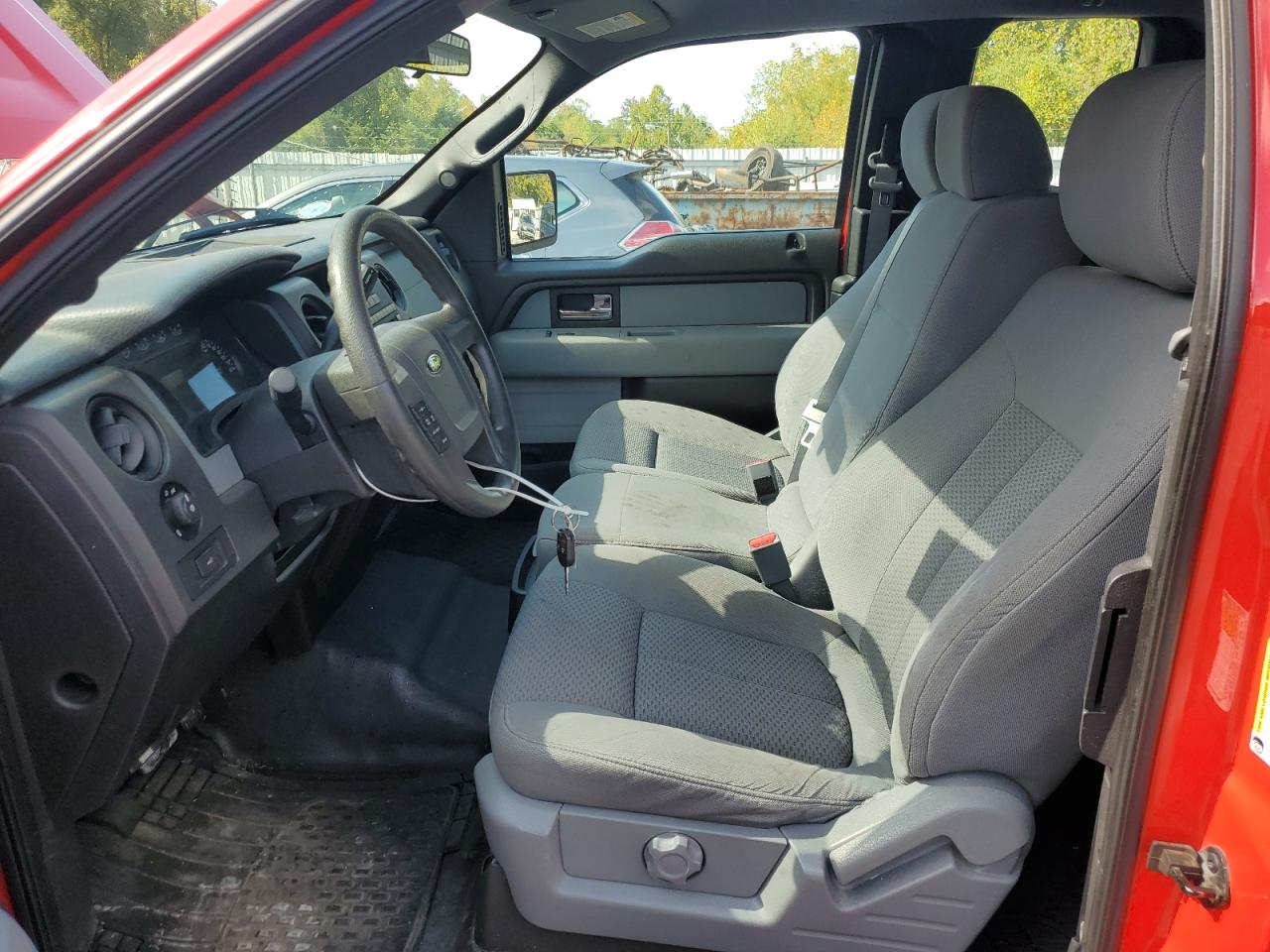 2013 Ford F150 Super Cab VIN: 1FTFX1EF2DFD98517 Lot: 82171025