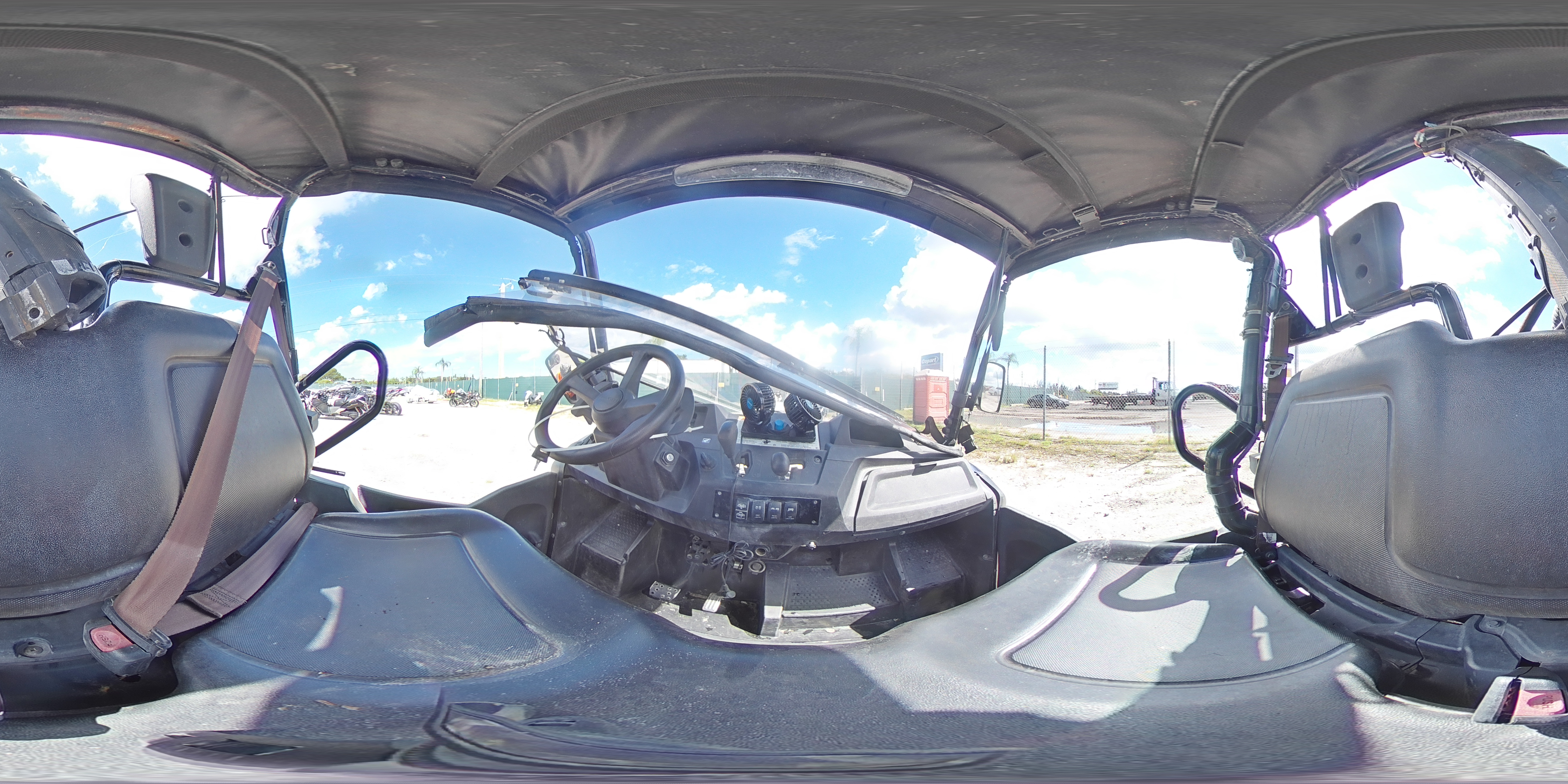 2017 Honda Sxs700 M2 VIN: 1HFVE02N7H4301391 Lot: 80204605