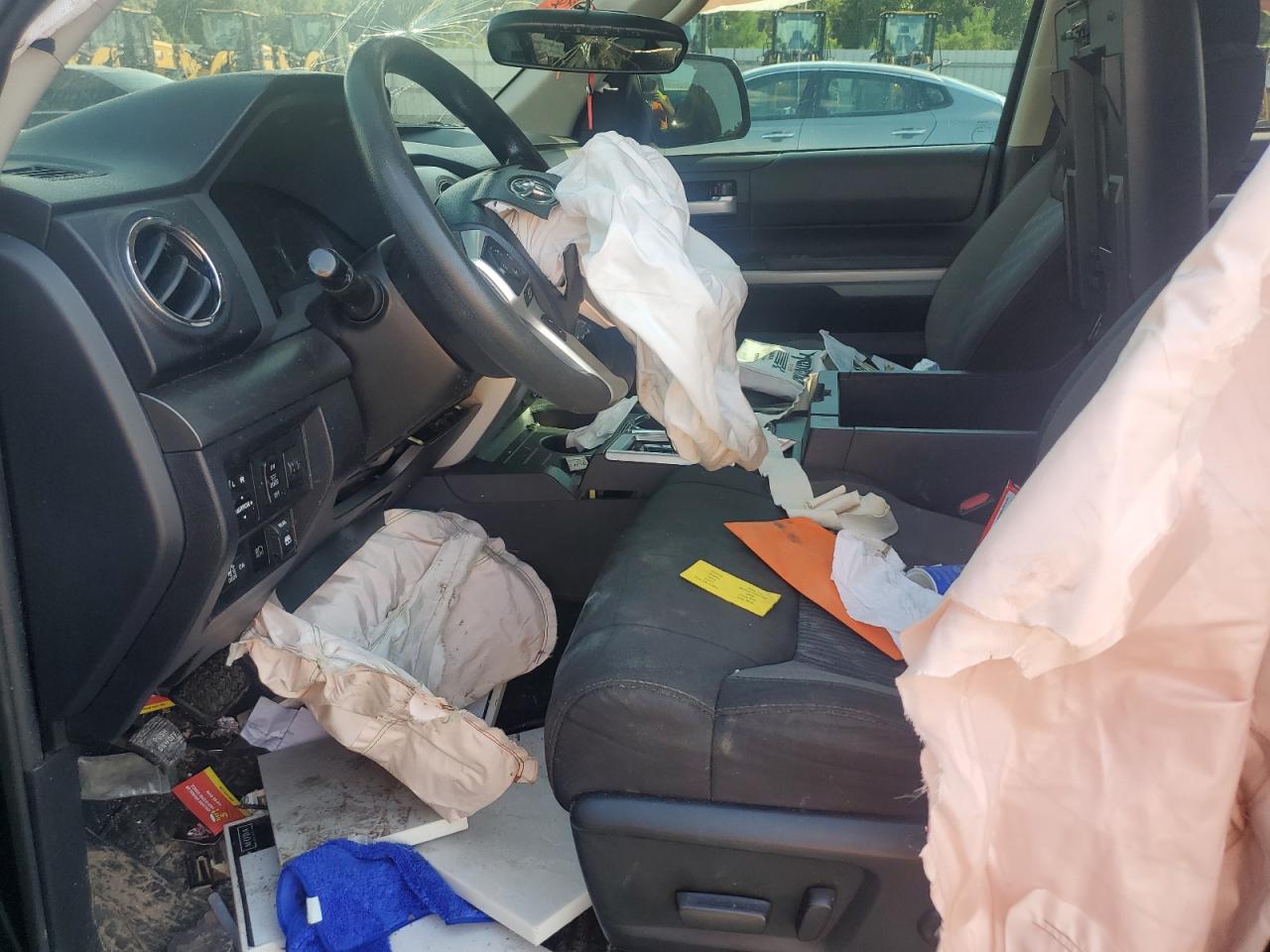 2018 Toyota Tundra Crewmax Sr5 VIN: 5TFEY5F18JX231961 Lot: 70451115