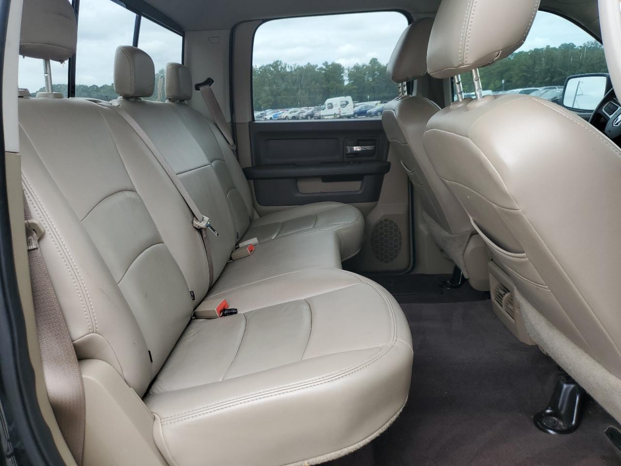 2010 Dodge Ram 1500 VIN: 1D7RB1CT9AS179647 Lot: 81553335